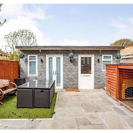 2 Bed - Walking Distance To Harry Potter Studio Watford  Dış mekan fotoğraf