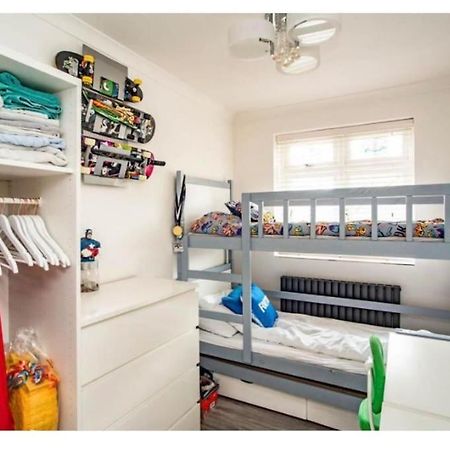 2 Bed - Walking Distance To Harry Potter Studio Watford  Dış mekan fotoğraf